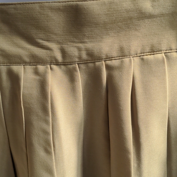 Vintage Pleated Skirt - Picture 6 of 6
